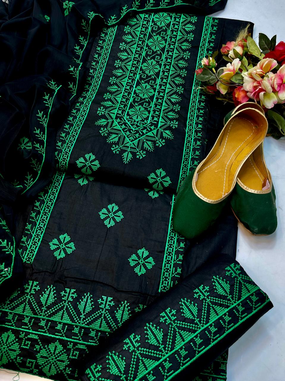 4pc  Embroidered Dress (Khussa Gift)