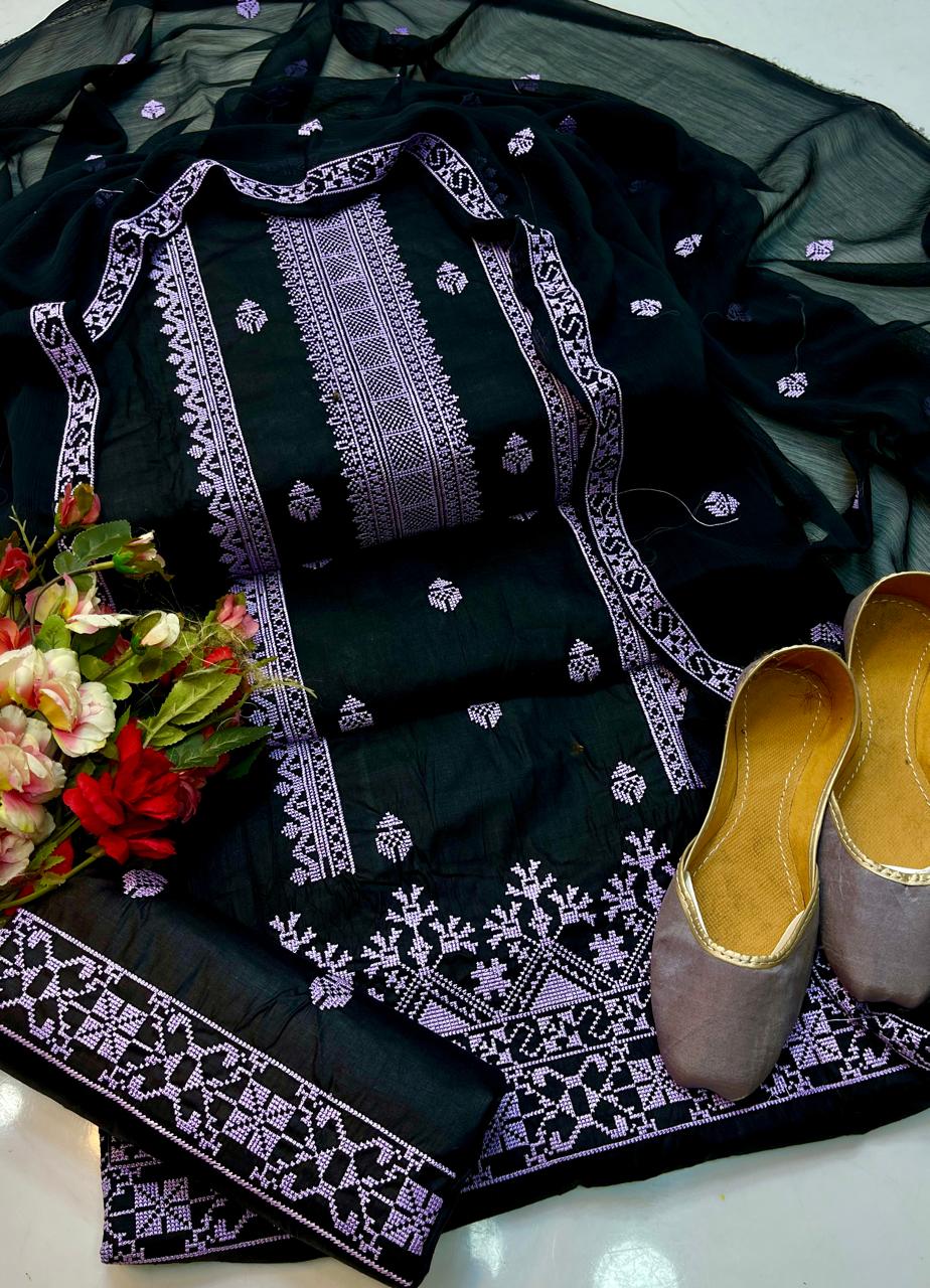 4pc  Embroidered Dress (Khussa Gift)